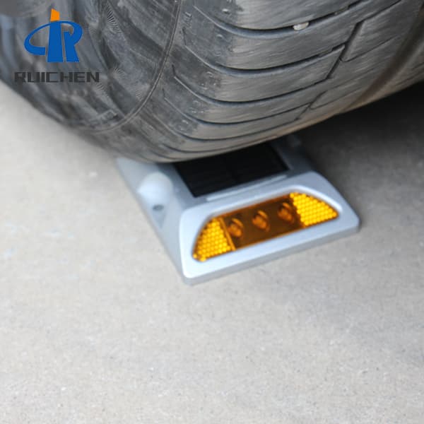 <h3>Road Stud Lights Factory In Uae-RUICHEN Solar Stud Suppiler</h3>
